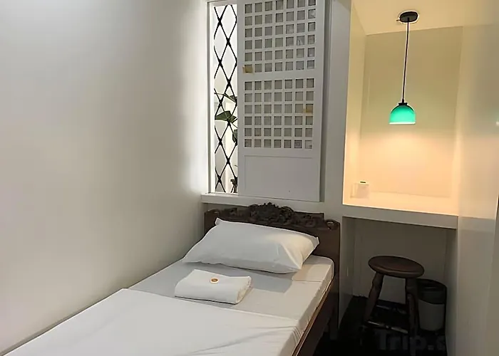 호텔 Courtyard 3*